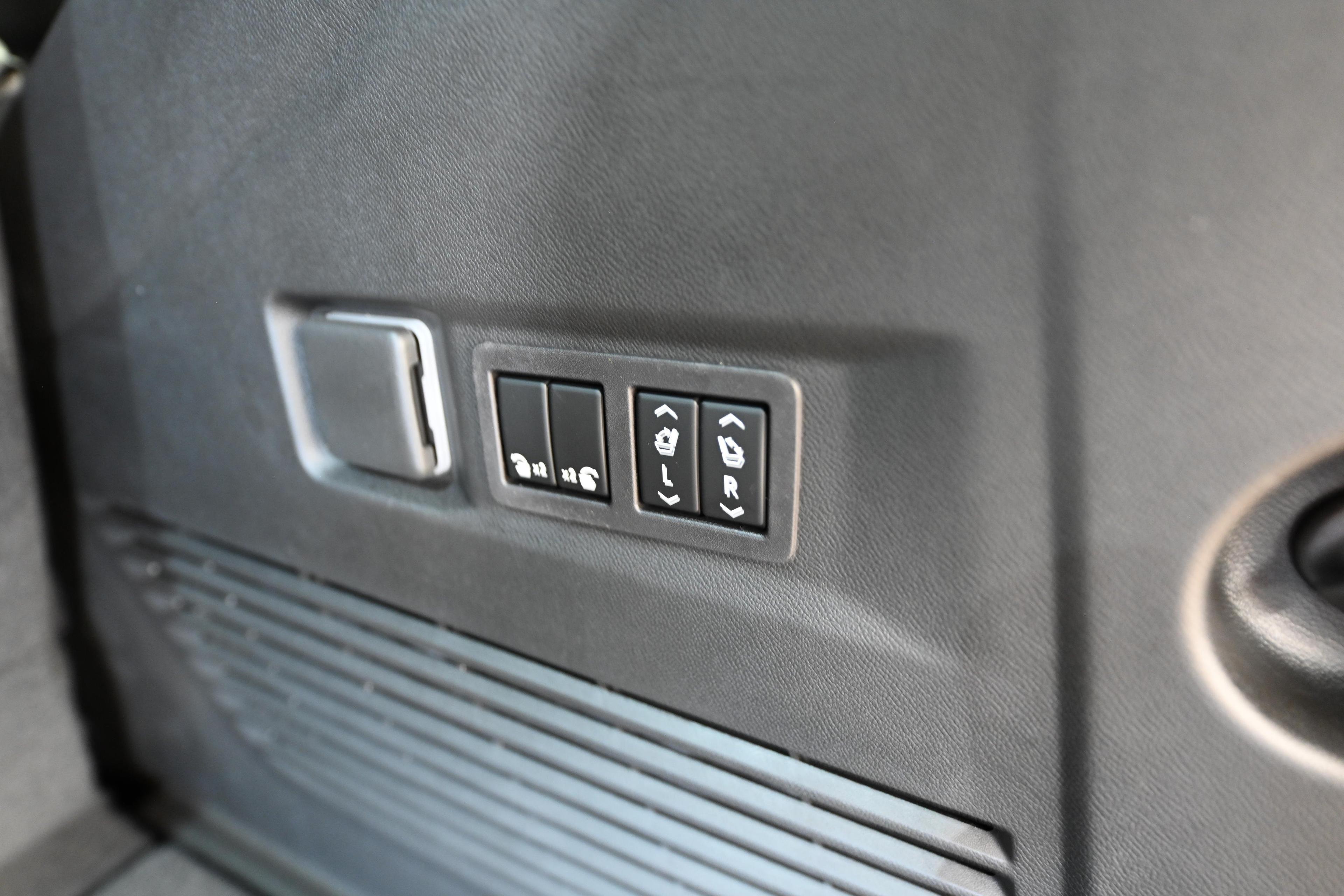 Chevrolet Tahoe 2026 - Image 32