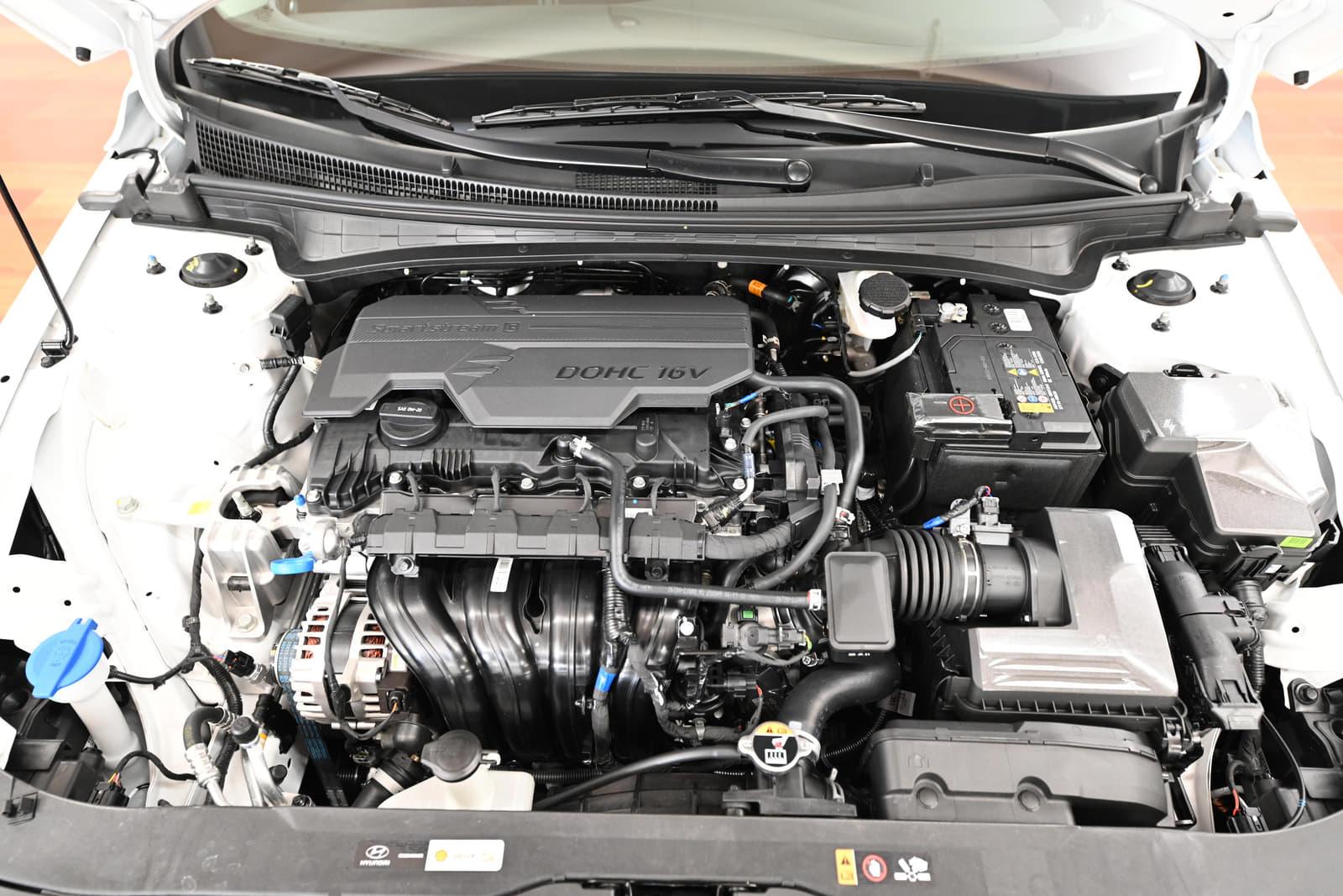 Hyundai Elantra 2026 - Image 3