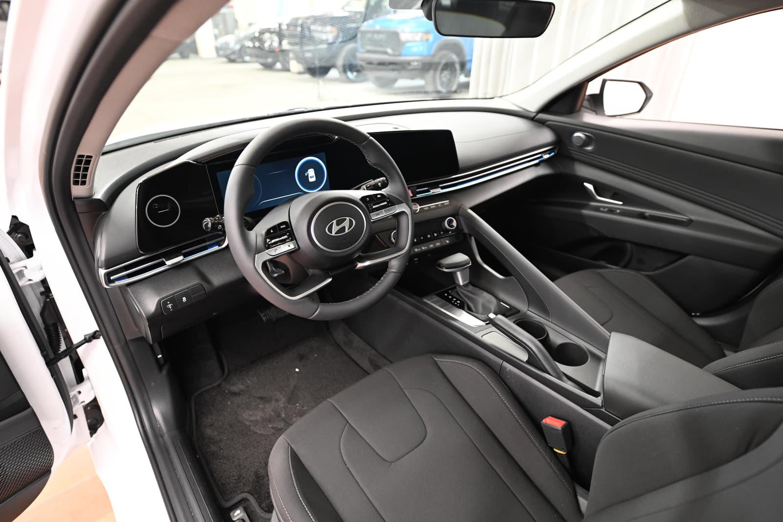 Hyundai Elantra 2026 - Image 12