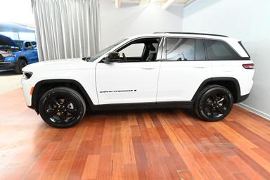 Jeep Grand Cherokee 2026 - Thumbnail 8