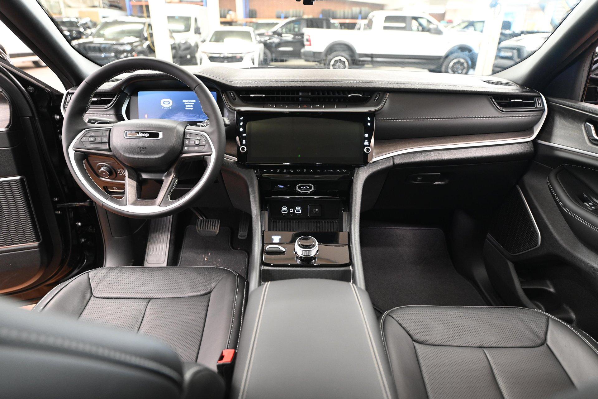 Jeep Grand Cherokee 2026 - Image 21