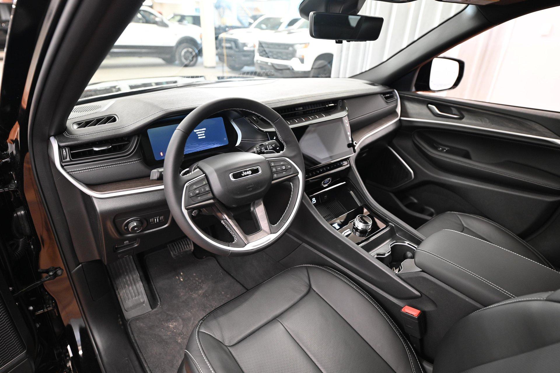 Jeep Grand Cherokee 2026 - Image 14