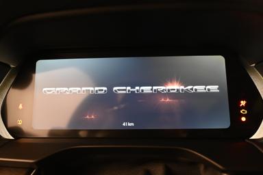 Jeep Grand Cherokee 2026 - Thumbnail 23