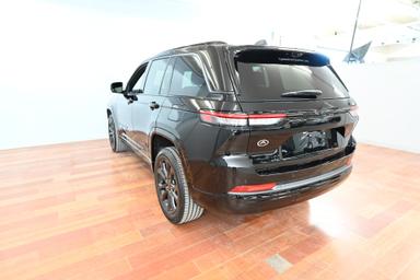 Jeep Grand Cherokee 2026 - Thumbnail 6