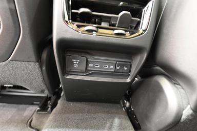 Jeep Grand Cherokee 2026 - Thumbnail 17