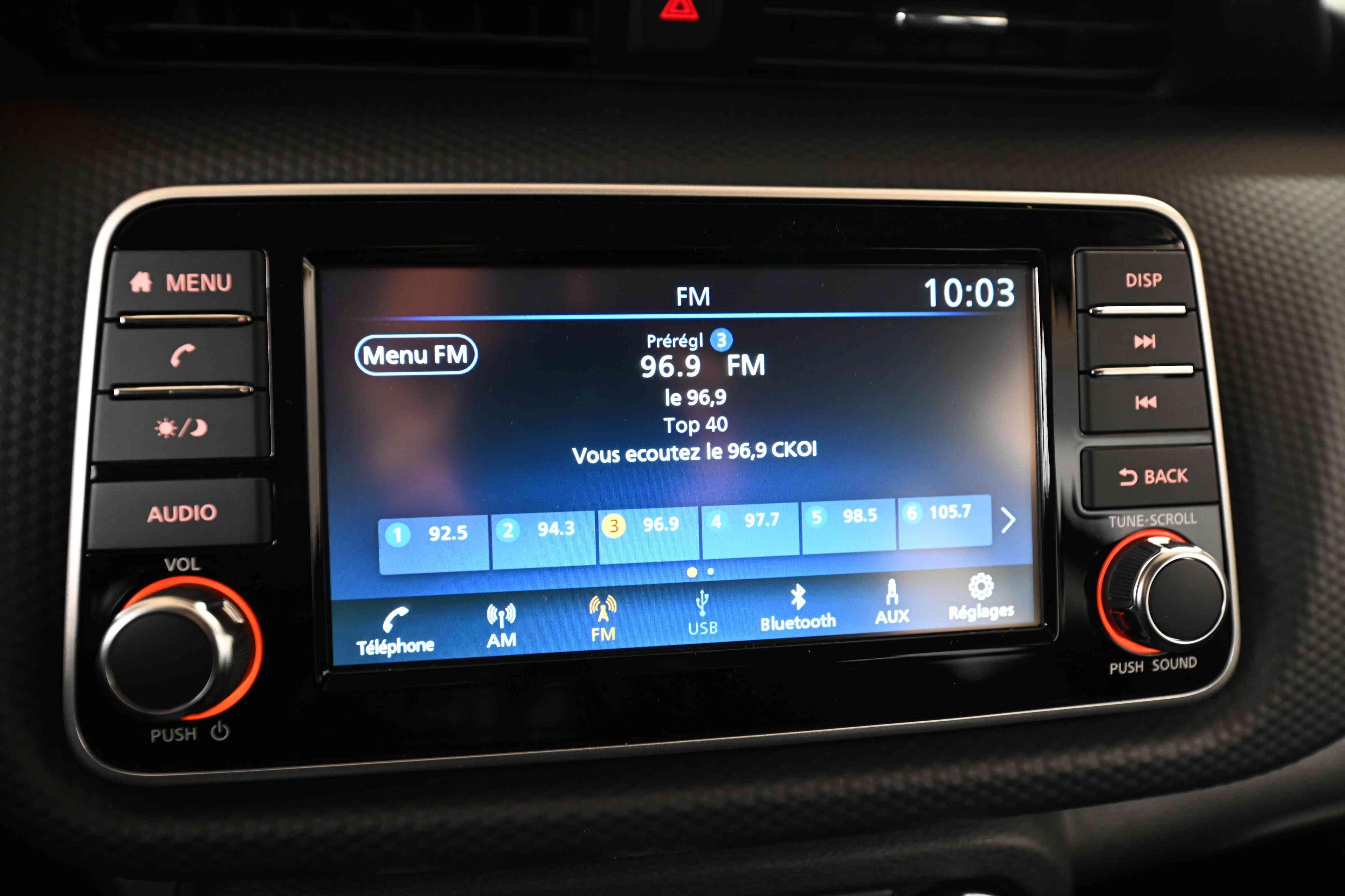 Nissan KICKS PLAY 2025 - Image 19