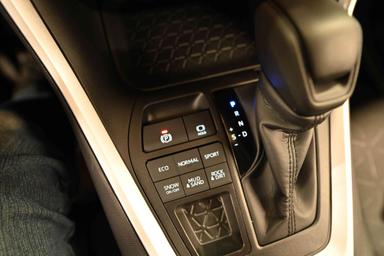 Toyota RAV4 2024 - Thumbnail 17