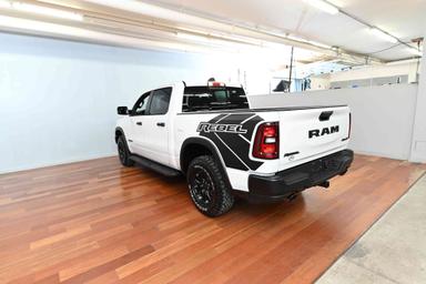 Ram 1500 2025 - Thumbnail 6