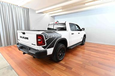 Ram 1500 2025 - Thumbnail 9