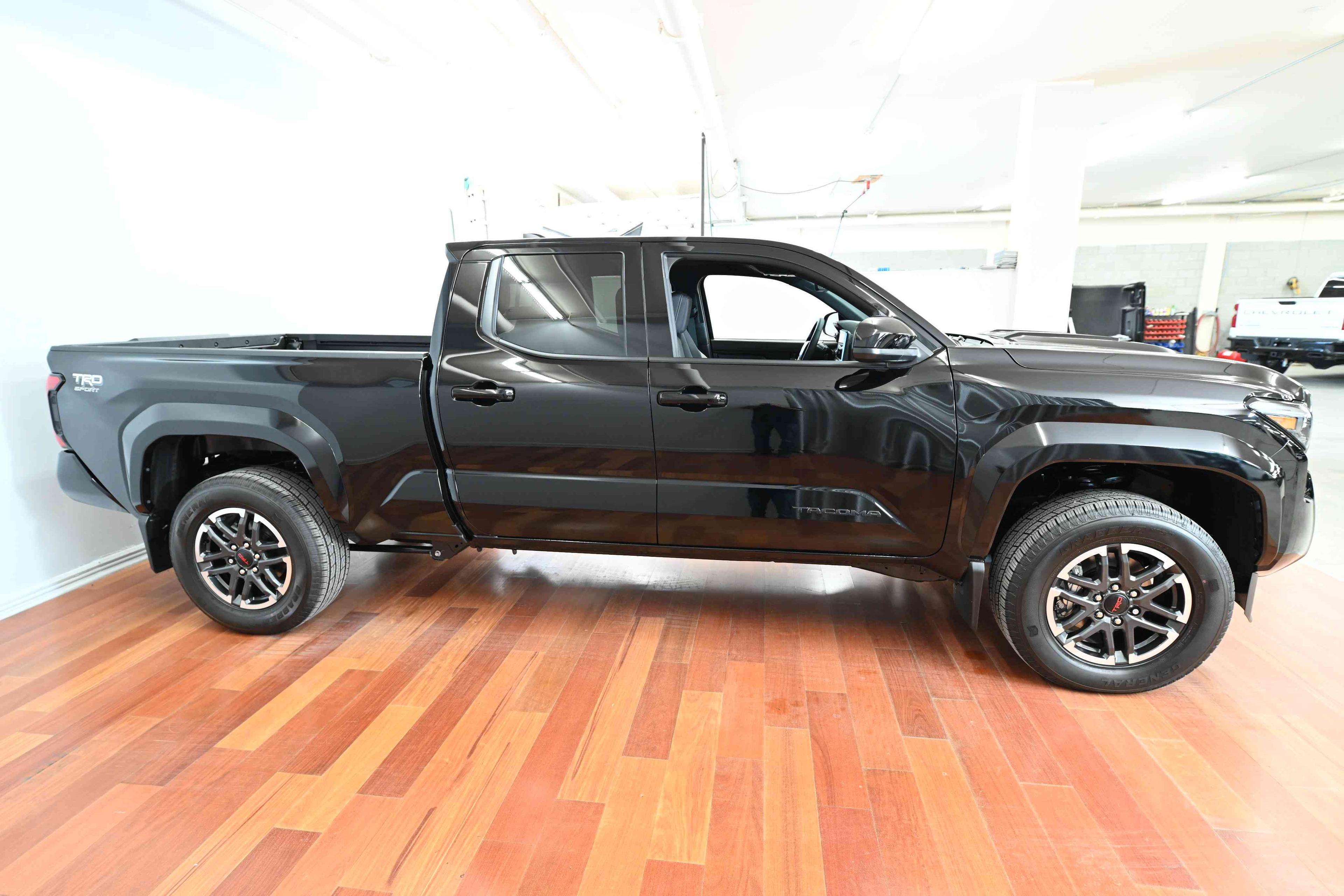 Toyota Tacoma 2025 - Image 10