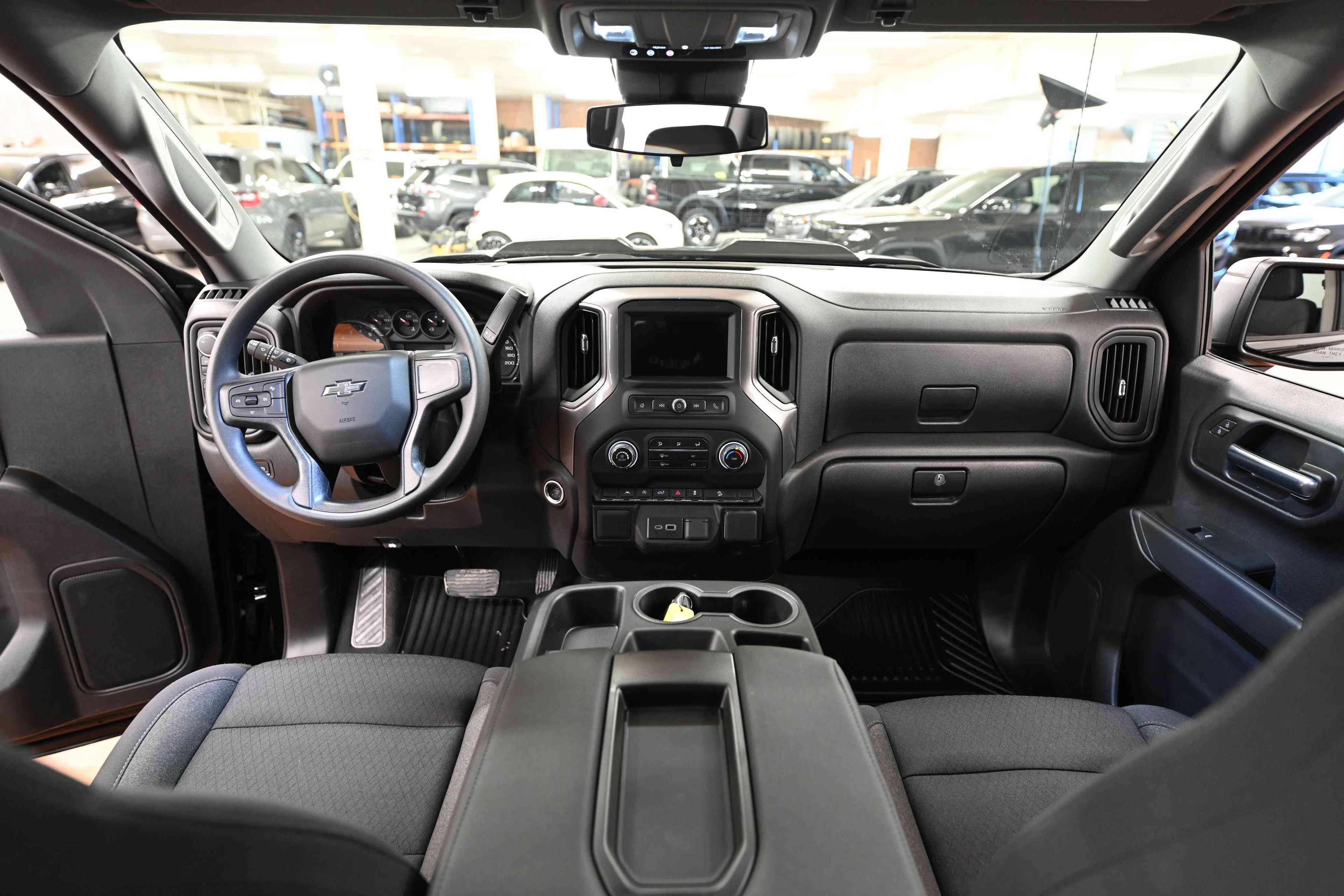 Chevrolet Silverado 1500 2025 - Image 17