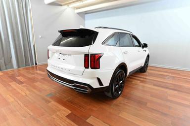 Kia Sorento 2022 - Thumbnail 10
