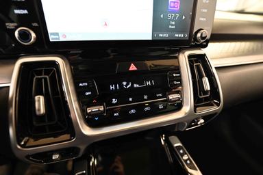 Kia Sorento 2022 - Thumbnail 20