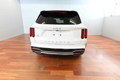 Kia Sorento 2022 - Thumbnail 7