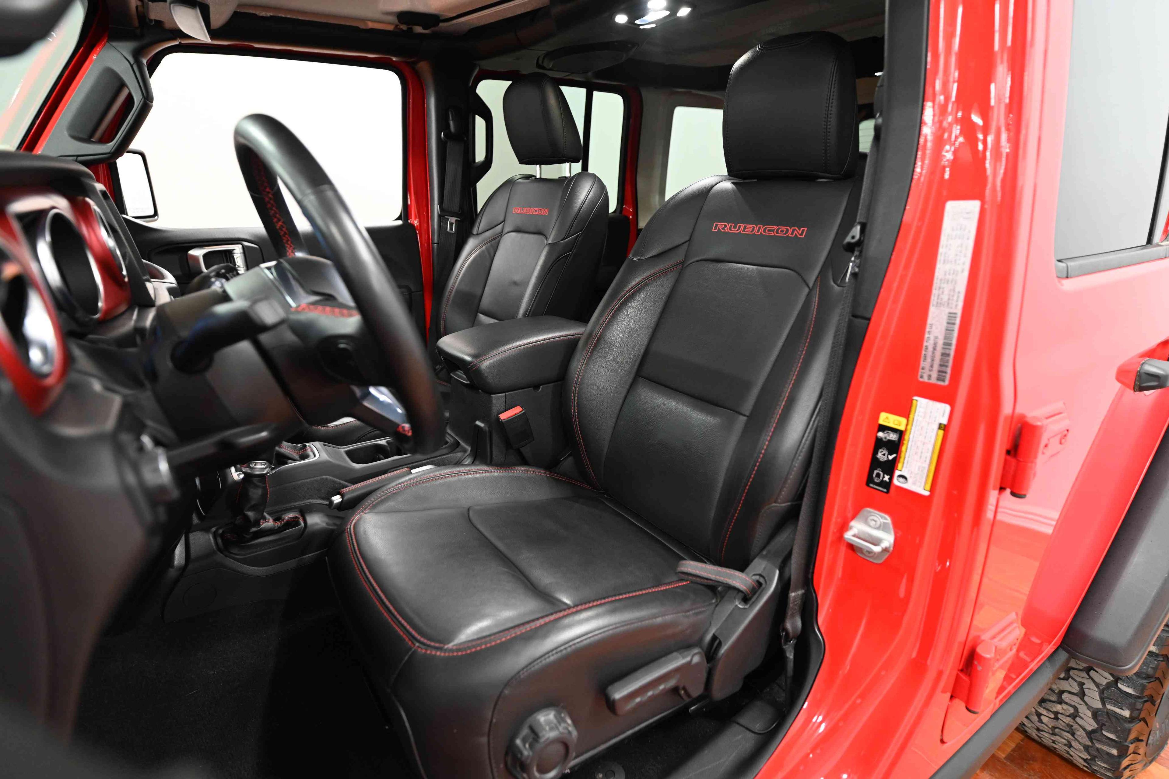 Jeep Wrangler 4-Door 2023 - Image 8