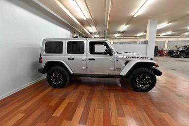 Jeep Wrangler 2023 - Thumbnail 10