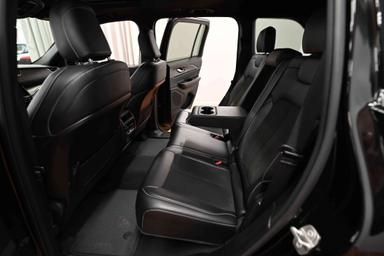 Jeep Grand Cherokee 2023 - Thumbnail 13