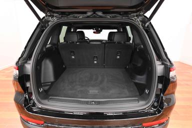 Jeep Grand Cherokee 2023 - Thumbnail 8
