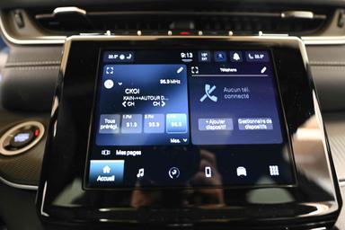 Jeep Grand Cherokee 2023 - Thumbnail 16