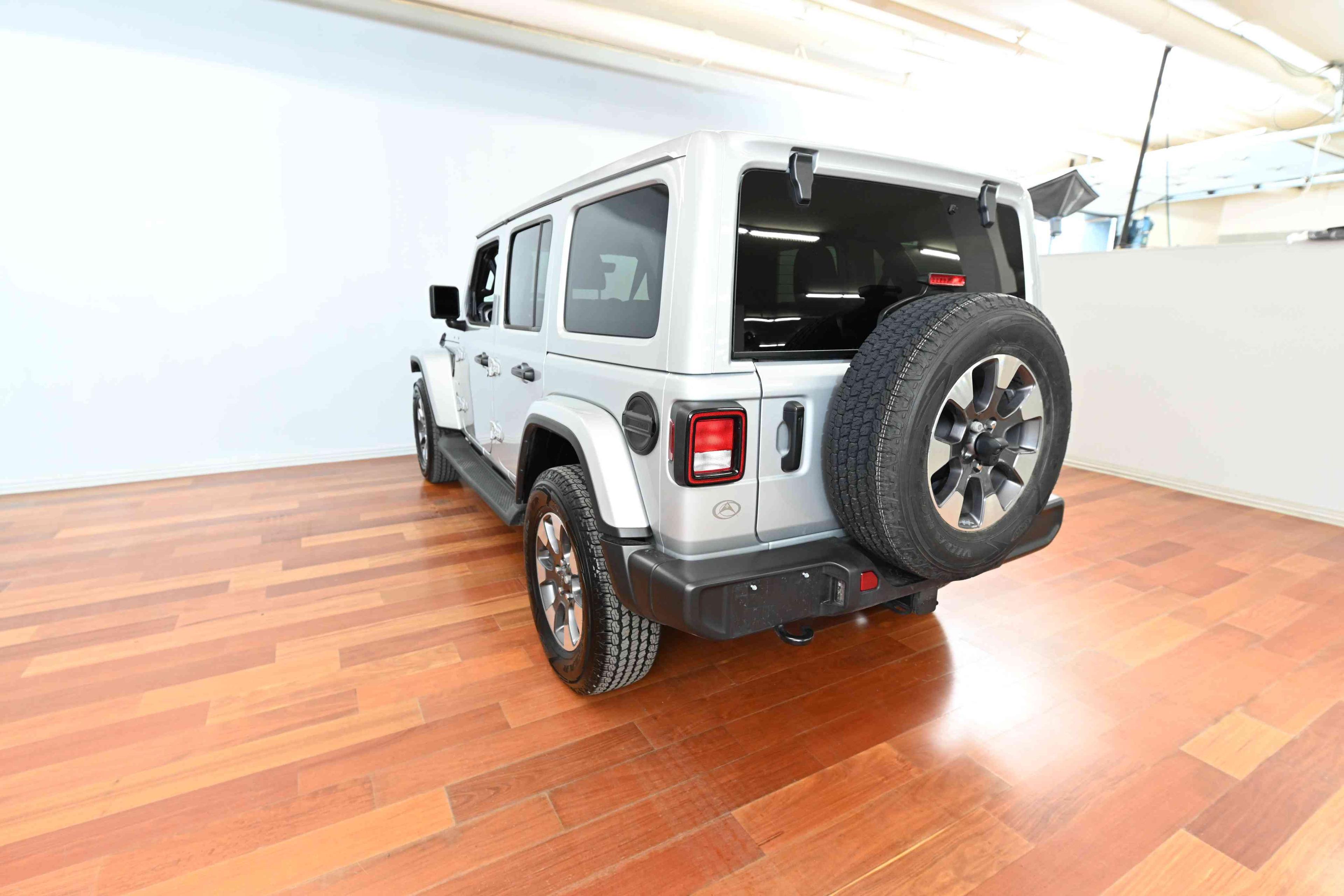 Jeep Wrangler 2023 - Image 6