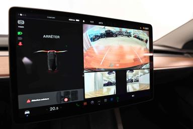 Tesla Model 3 2023 - Thumbnail 13