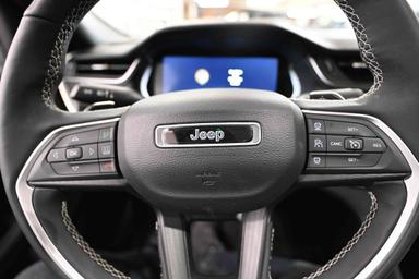 Jeep Grand Cherokee 2024 - Thumbnail 17
