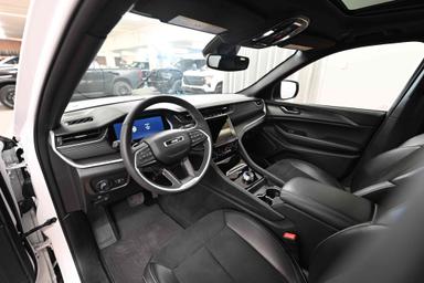 Jeep Grand Cherokee 2024 - Thumbnail 13