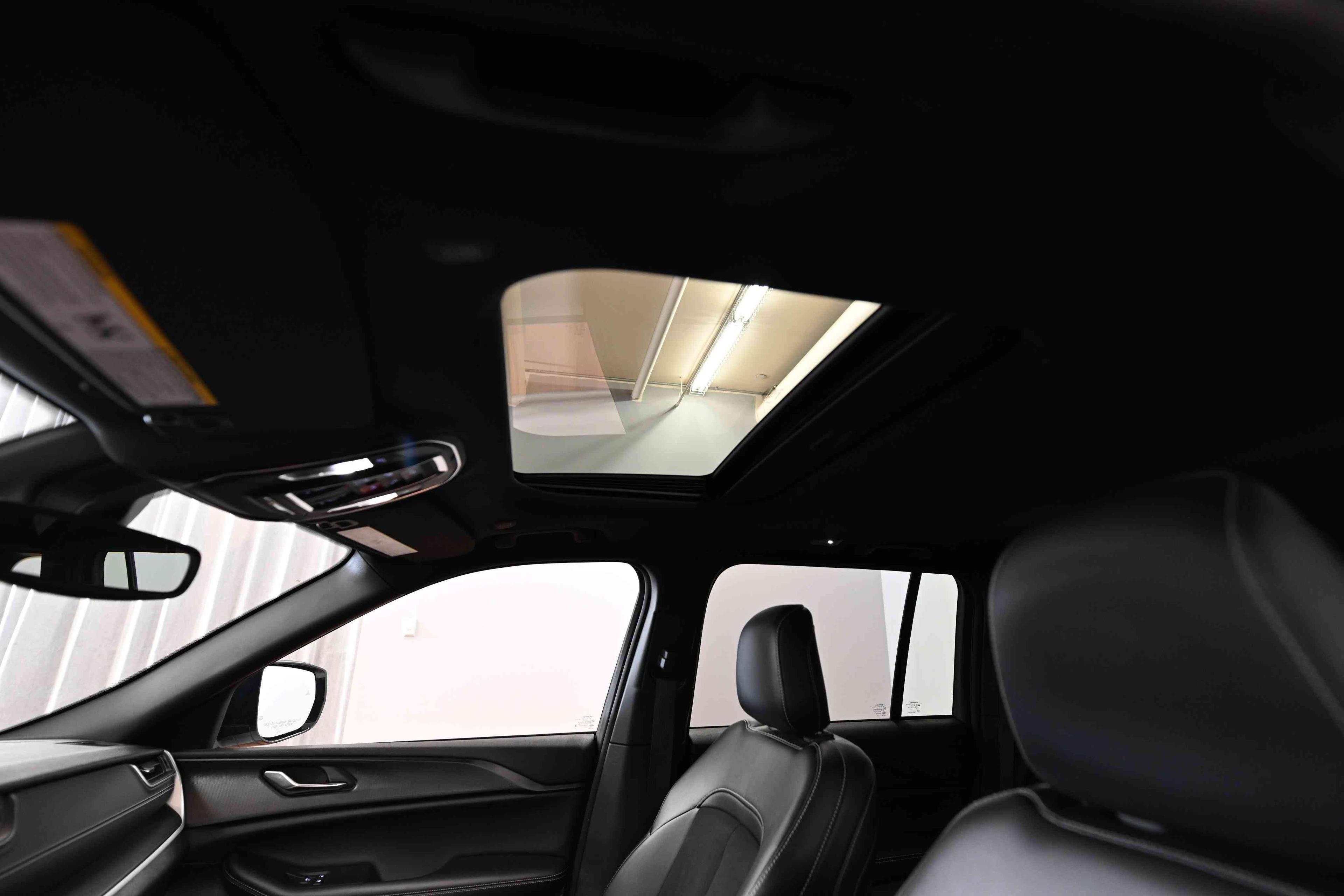 Jeep Grand Cherokee 2024 - Image 14