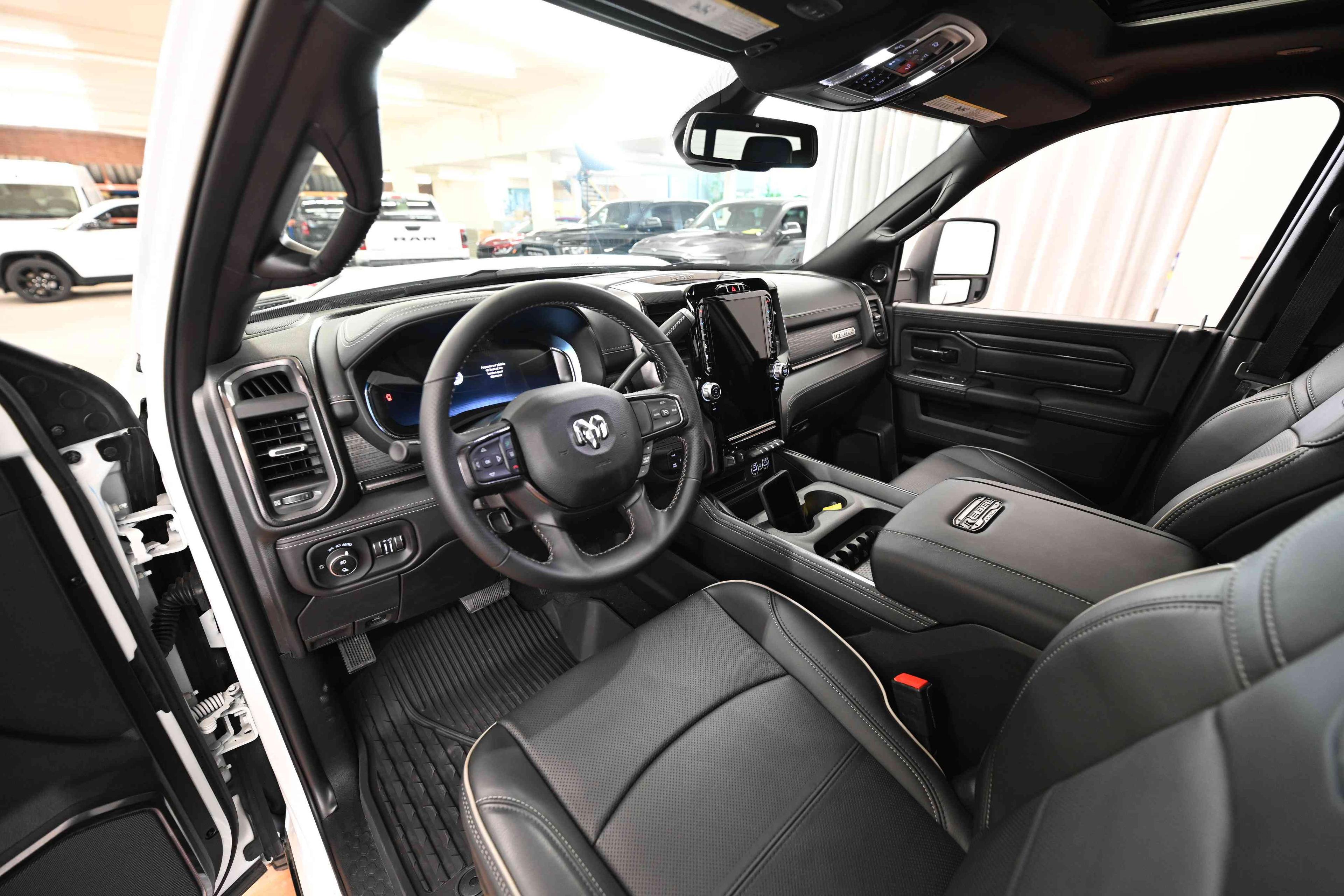 RAM Ram 2500 2024 - Image 12
