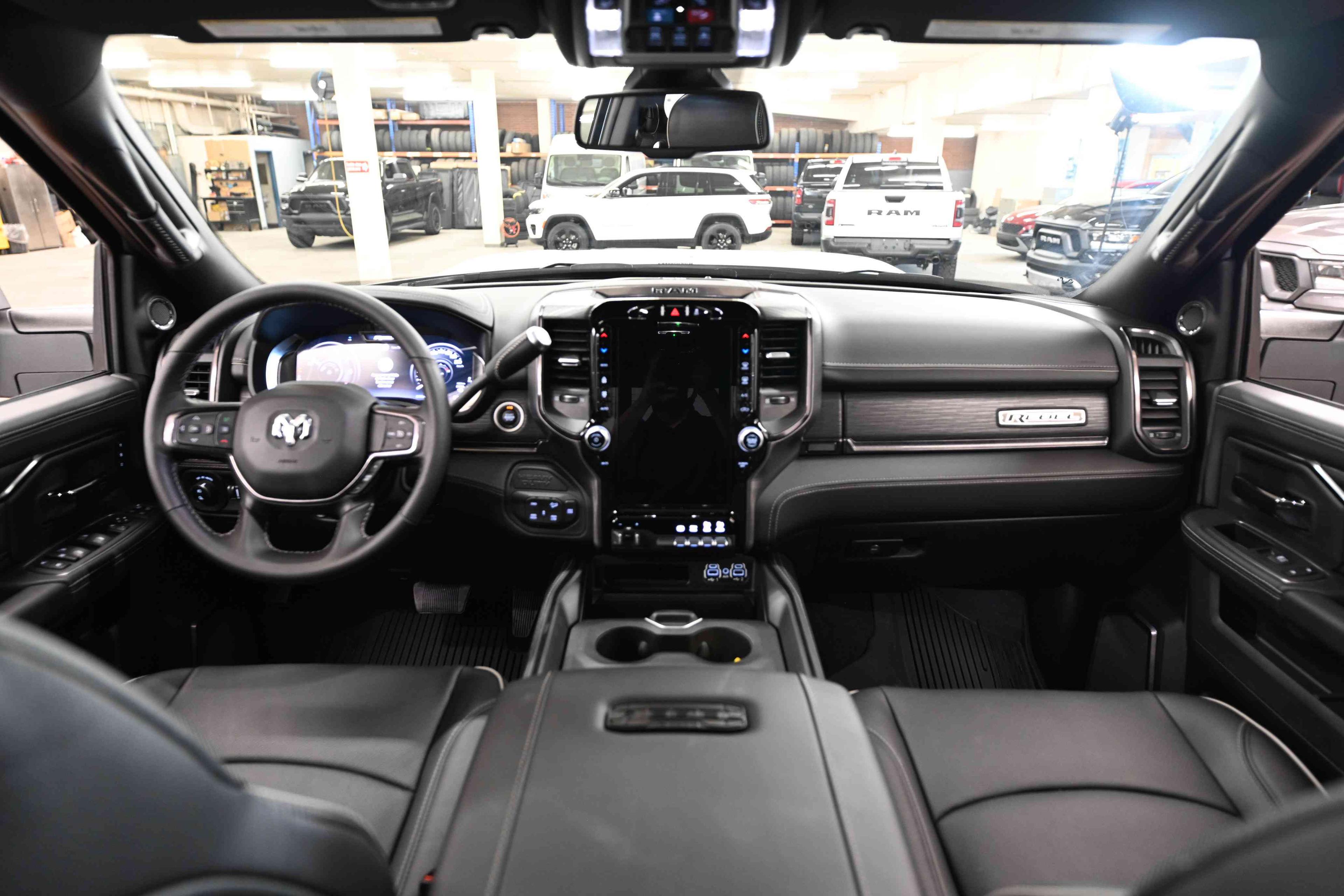 RAM Ram 2500 2024 - Image 17