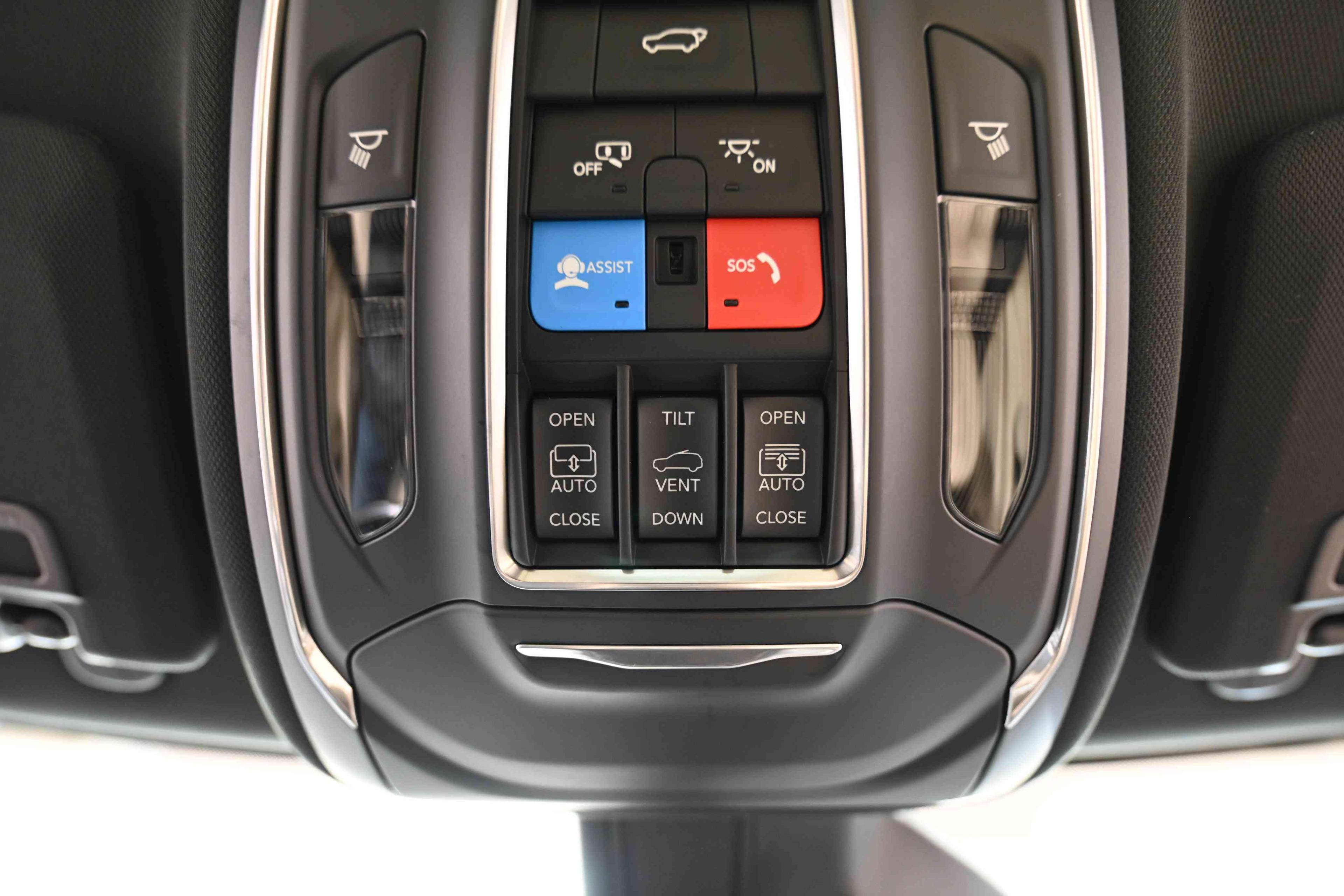 Jeep Grand Cherokee 2025 - Image 20