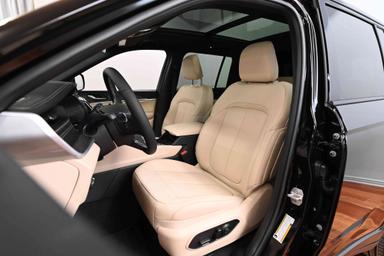 Jeep Grand Cherokee 2025 - Thumbnail 11