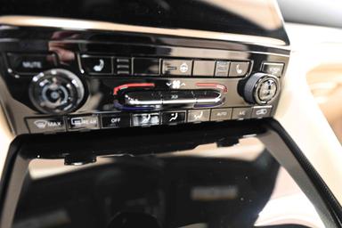 Jeep Grand Cherokee 2025 - Thumbnail 22