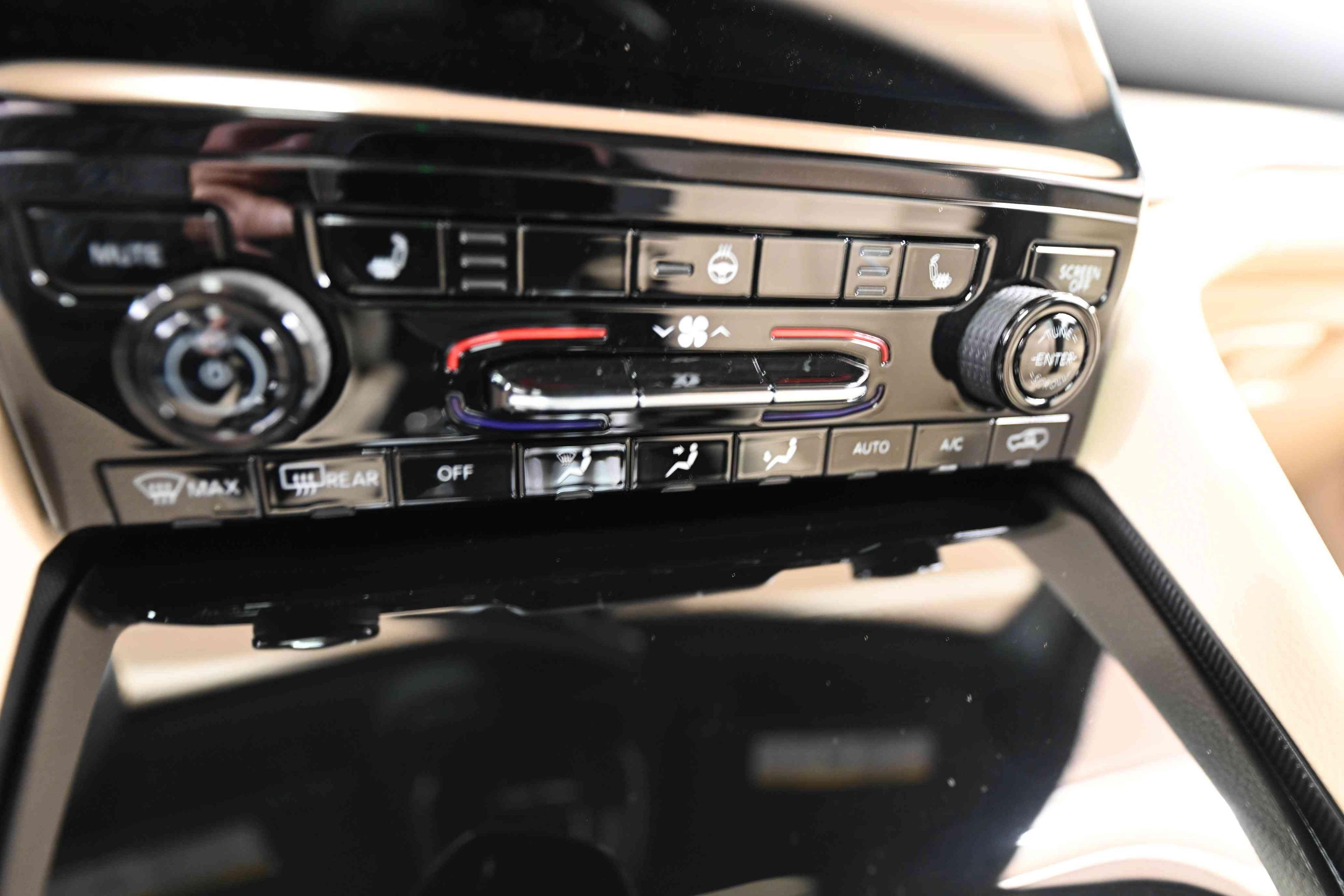 Jeep Grand Cherokee 2025 - Image 22