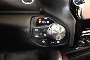 RAM Ram 1500 2025 - Thumbnail 14