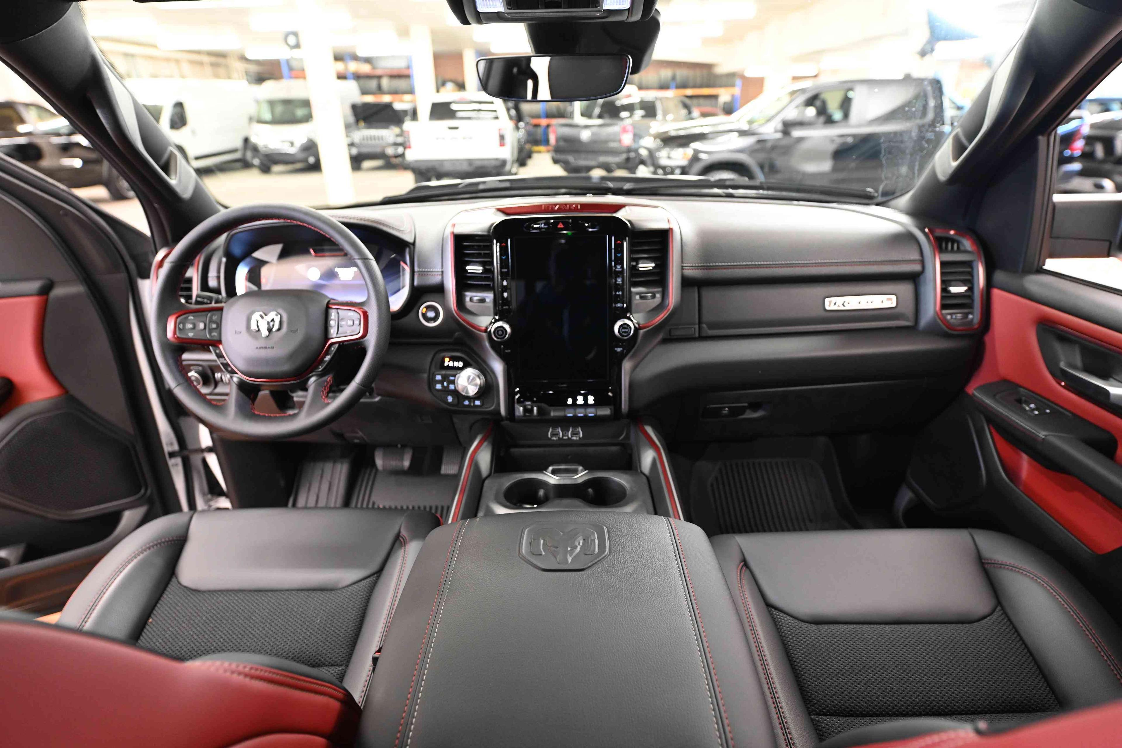 RAM Ram 1500 2025 - Image 12