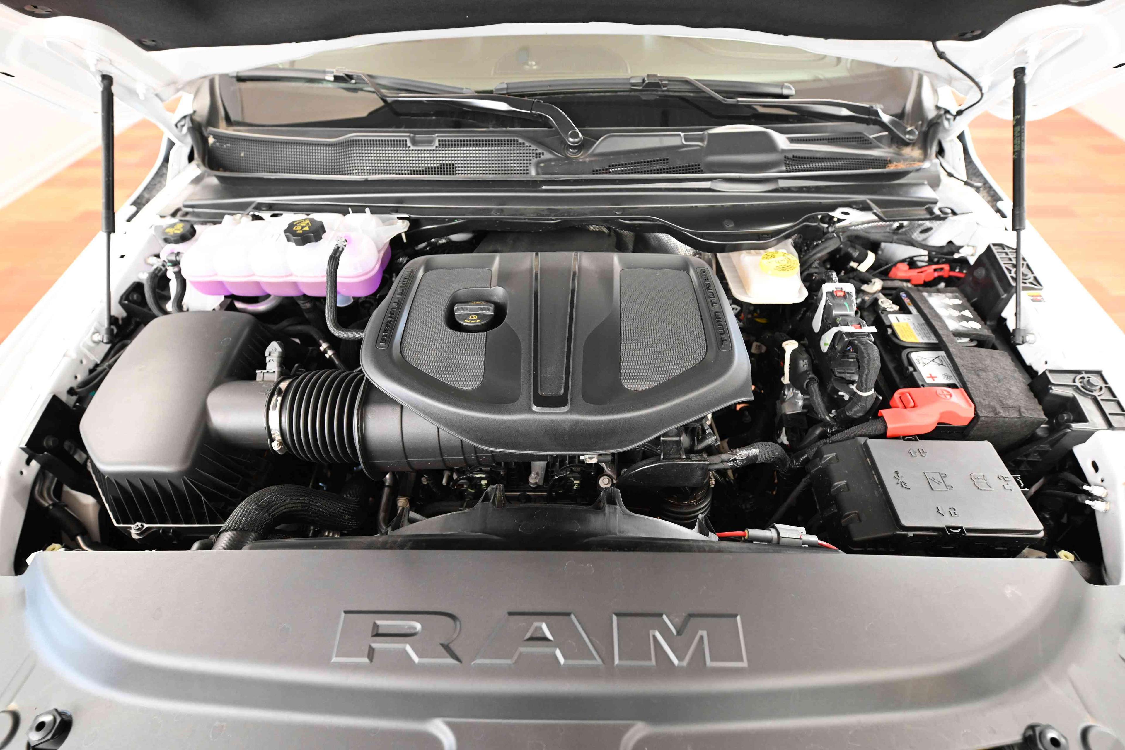 RAM Ram 1500 2025 - Image 4