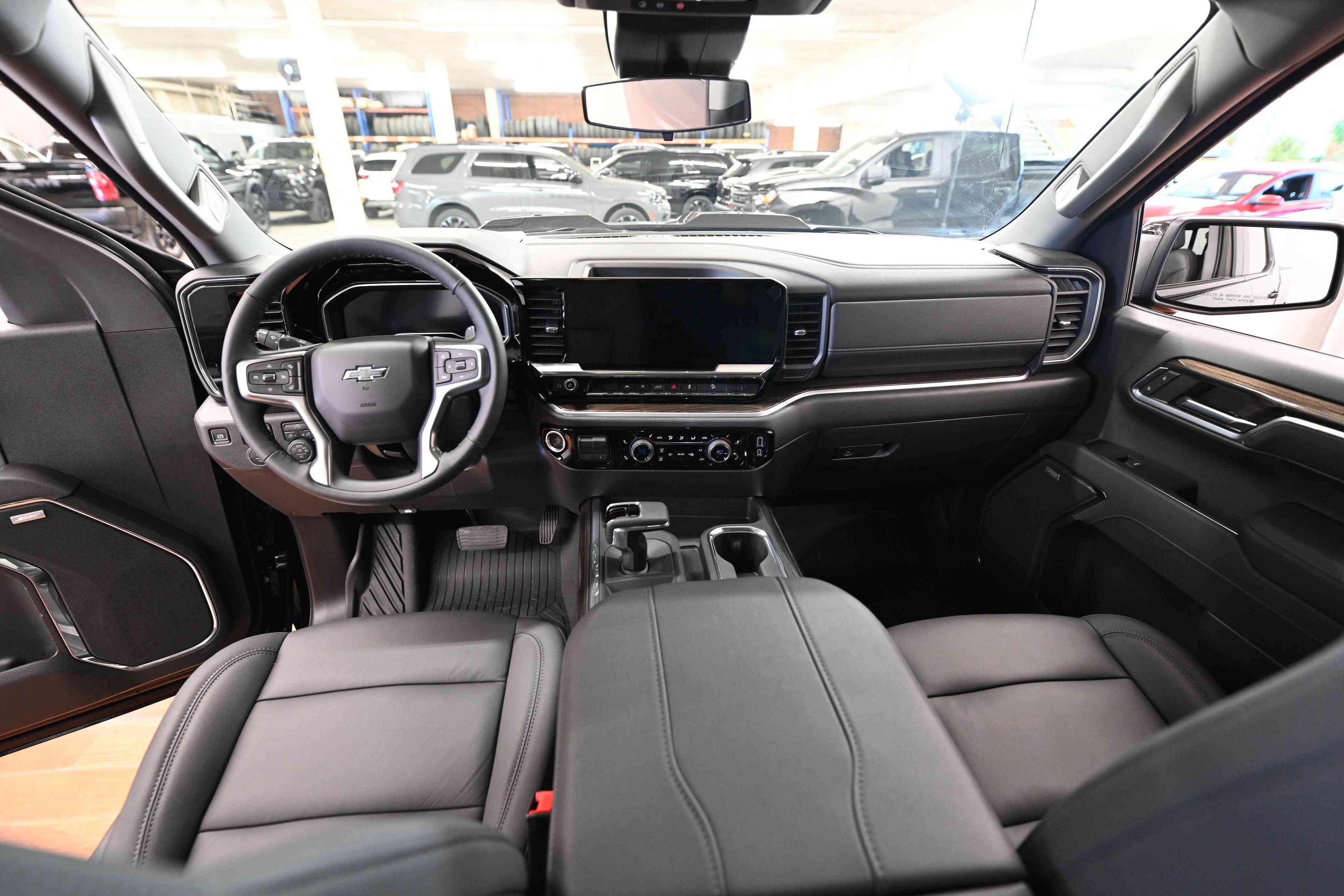 Chevrolet TRAILBOSS 2025 - Image 15