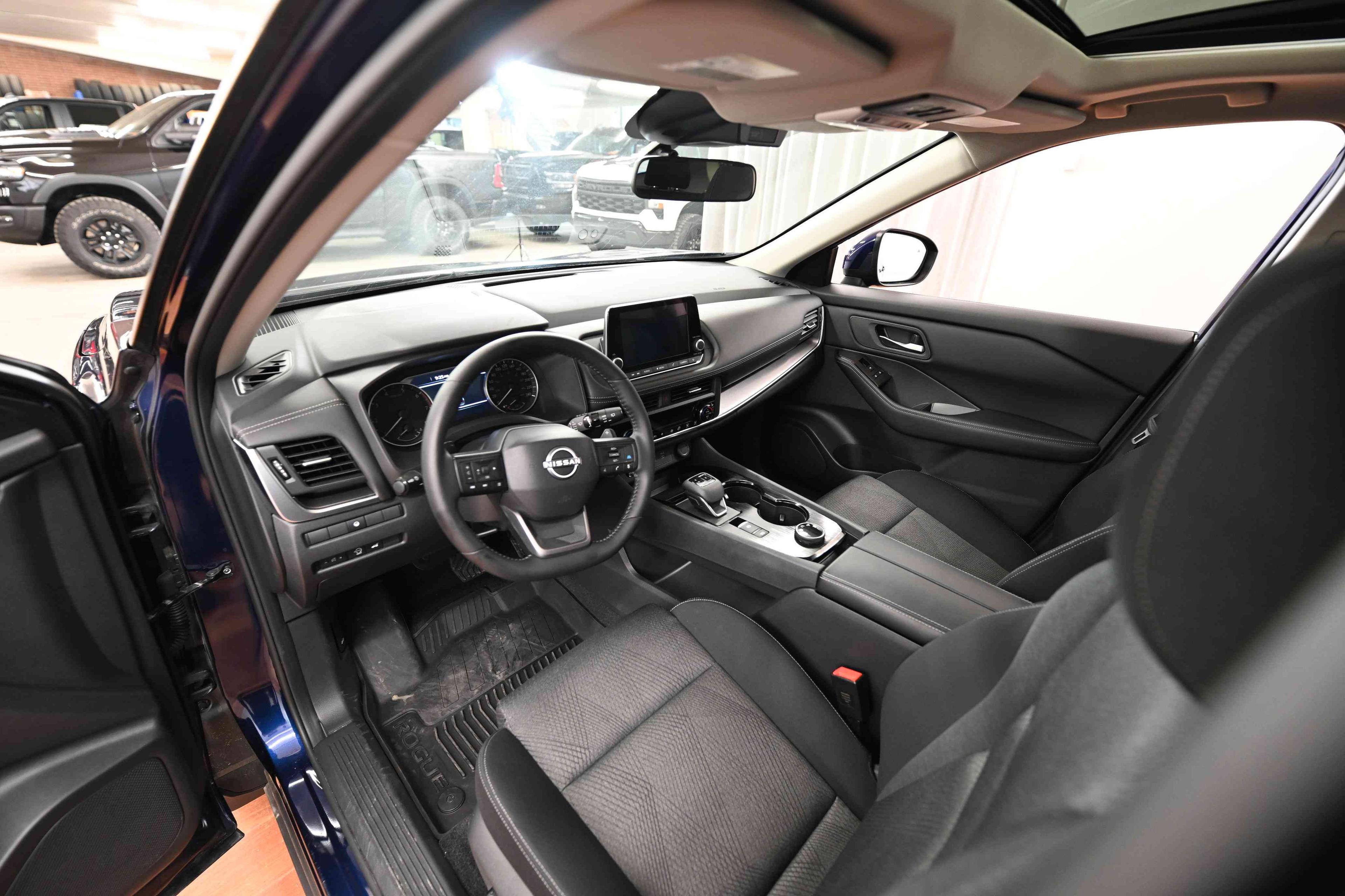 Nissan Rogue 2025 - Image 14