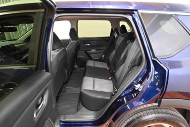 Nissan Rogue 2025 - Thumbnail 16